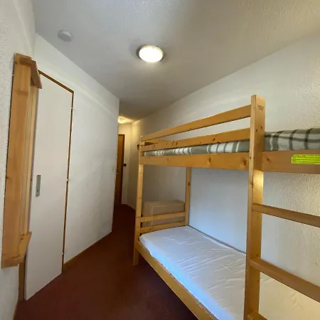 Apartment Schuss *